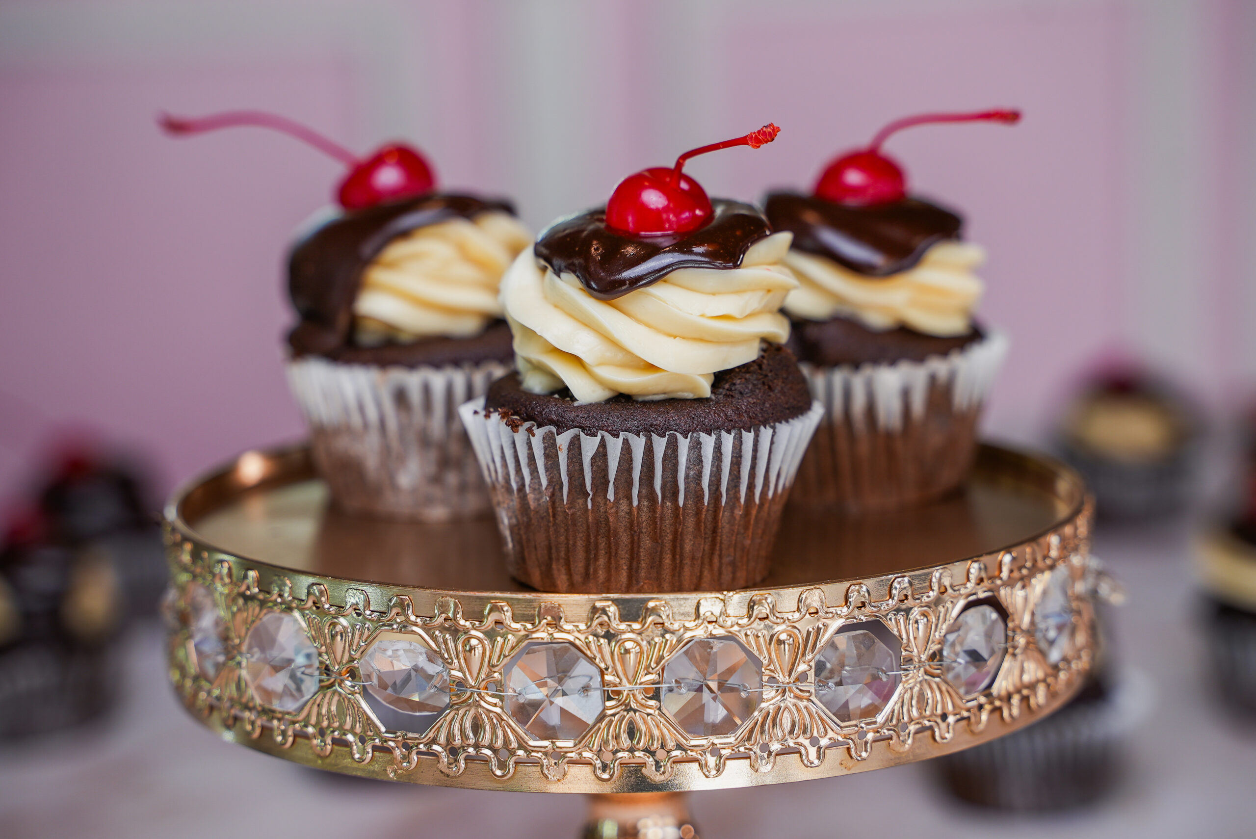 Chocolate Ho Ho Cupcakes