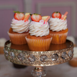 Strawberry Lemonade Cupcakes